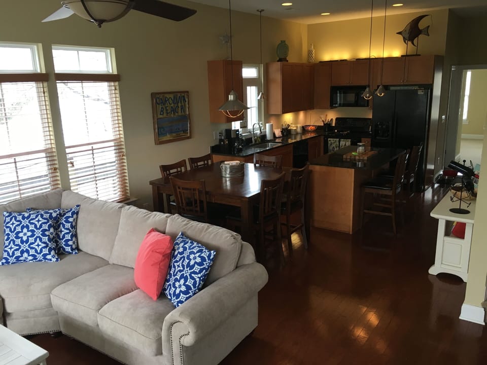 Dining and Kitchen - coffee pot, coffee grinder, toaster and microwave
