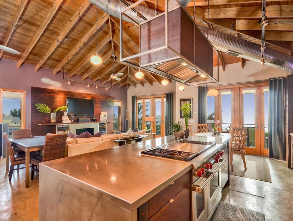 Image of living room from kitchen