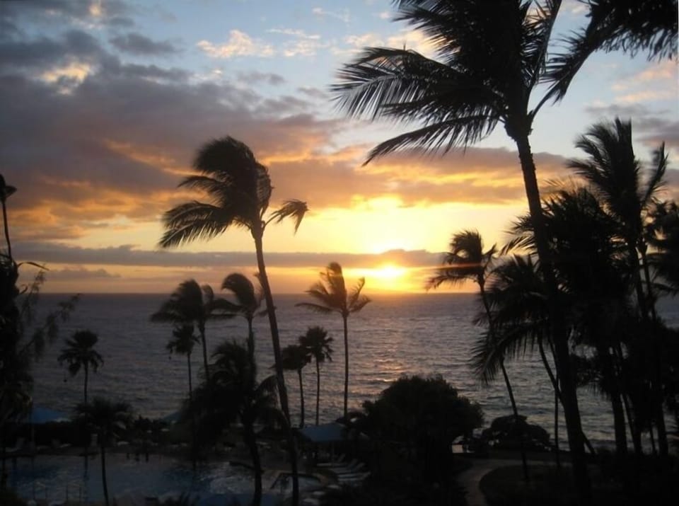 Stunning Sunsets in Maui