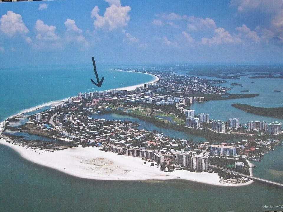 Location on island south facing north
