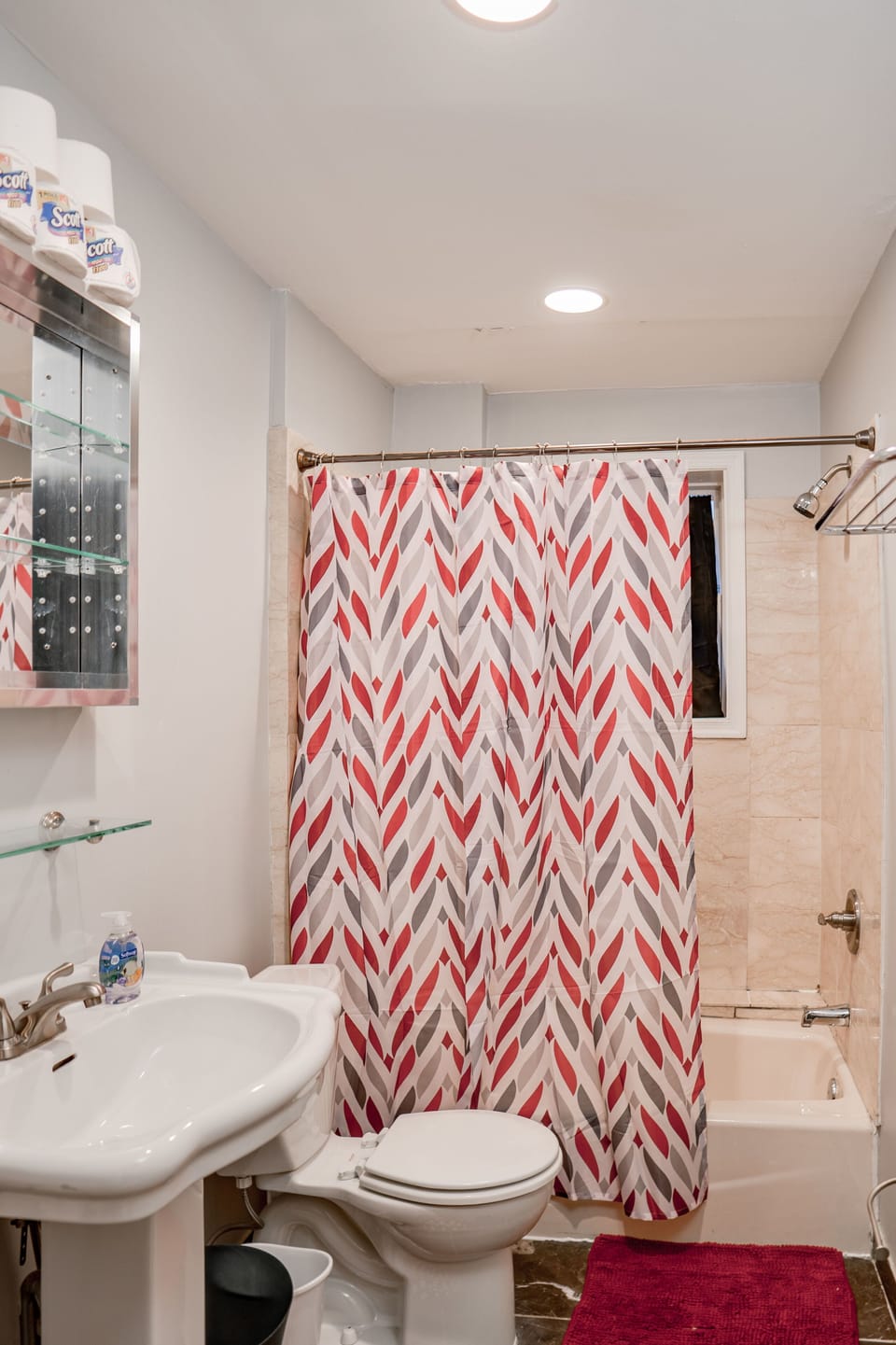 2nd floor bathroom