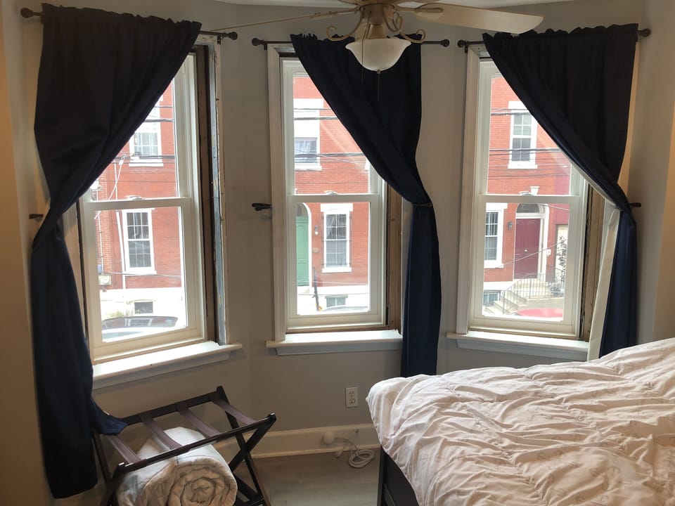 Windows during Ashish's stay, evidence of his false review.  Fully repaired now.