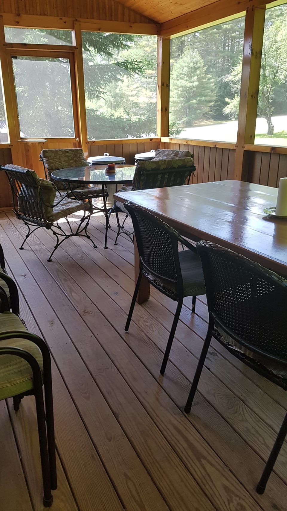 Screened in porch - ready for dinner