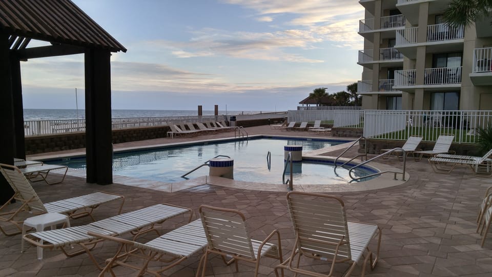 Outdoor pool with kiddie pool area