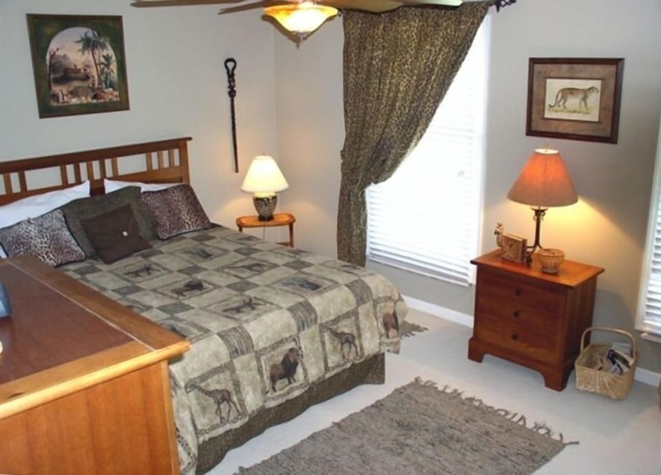 Guest Bedroom with queen bed & soft, high thread count linens