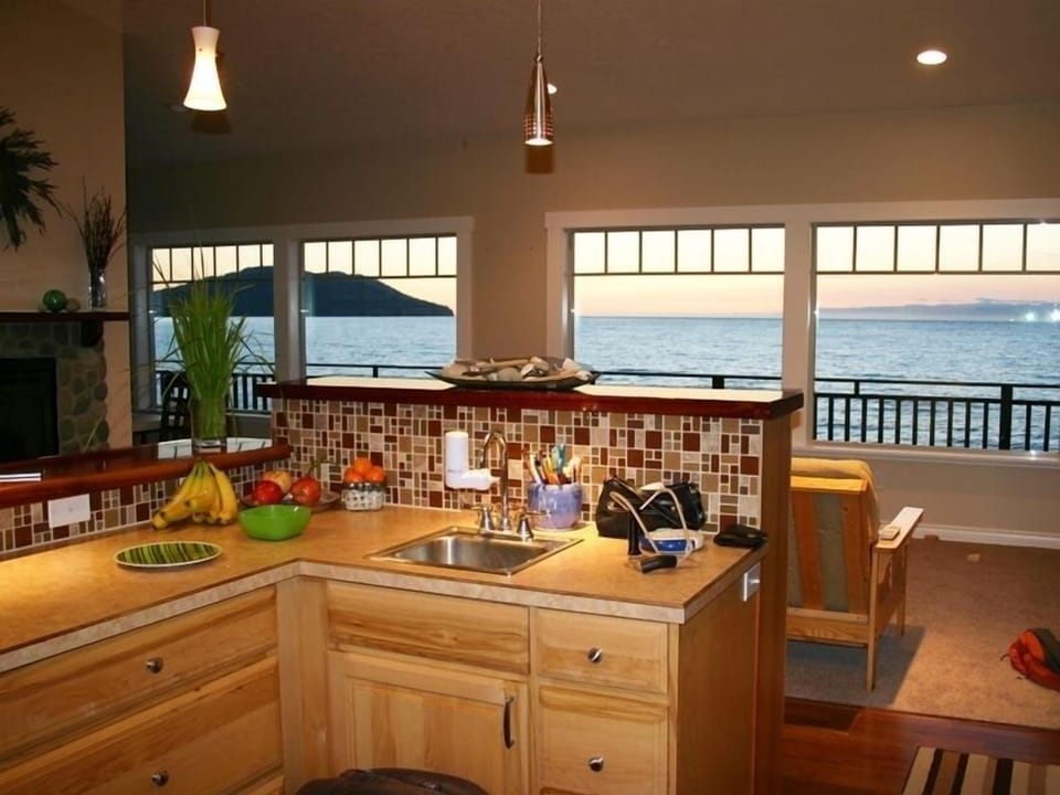 Kitchen Island Sunset