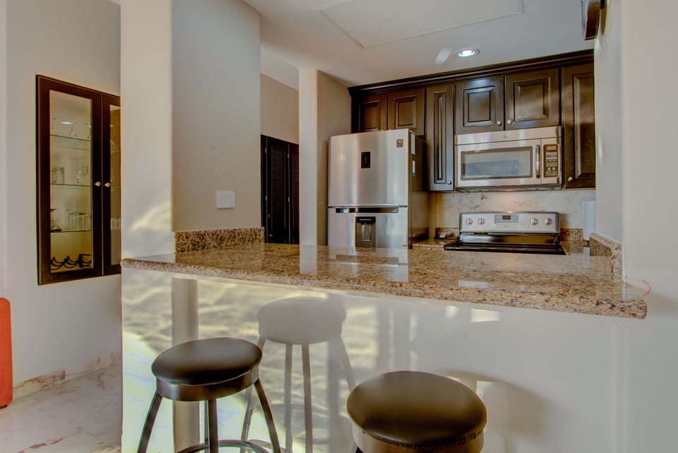 Newer kitchen with stainless appliances & granite countertops