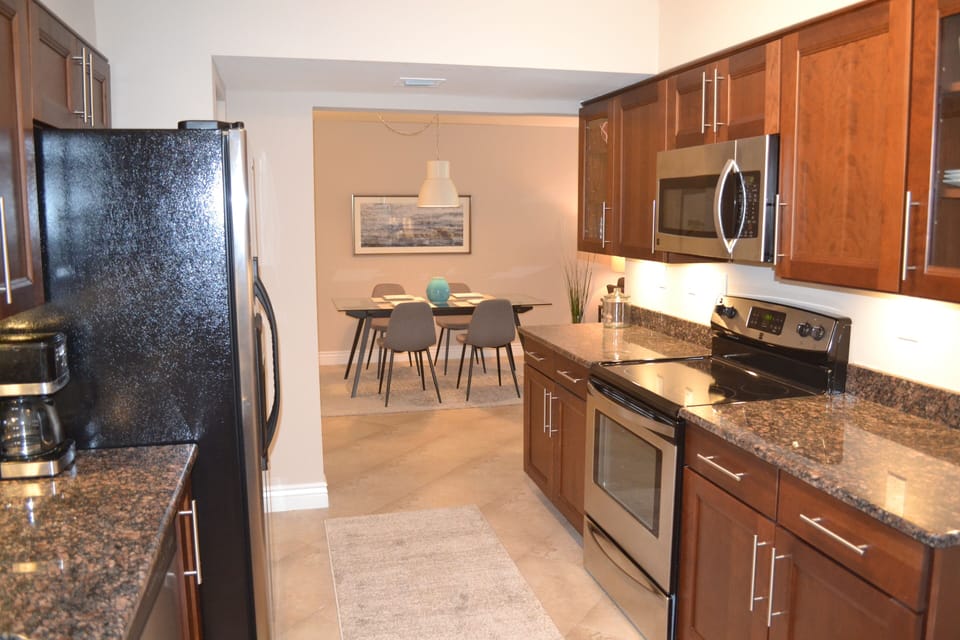 New kitchen and appliances