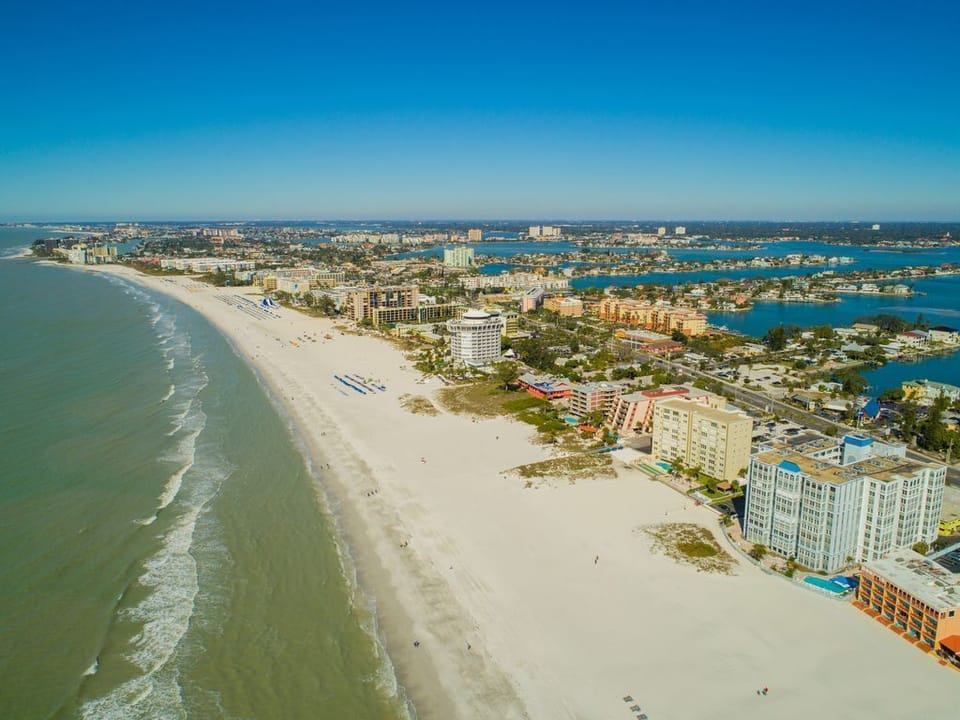 Life is better on the Beach !