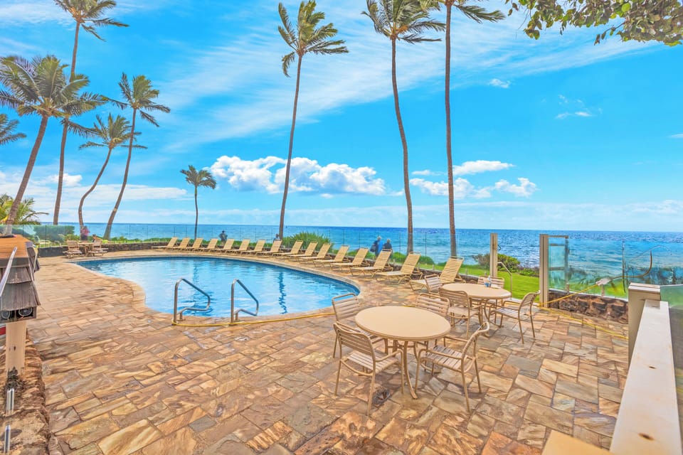 Cool off and unwind under the Maui sun