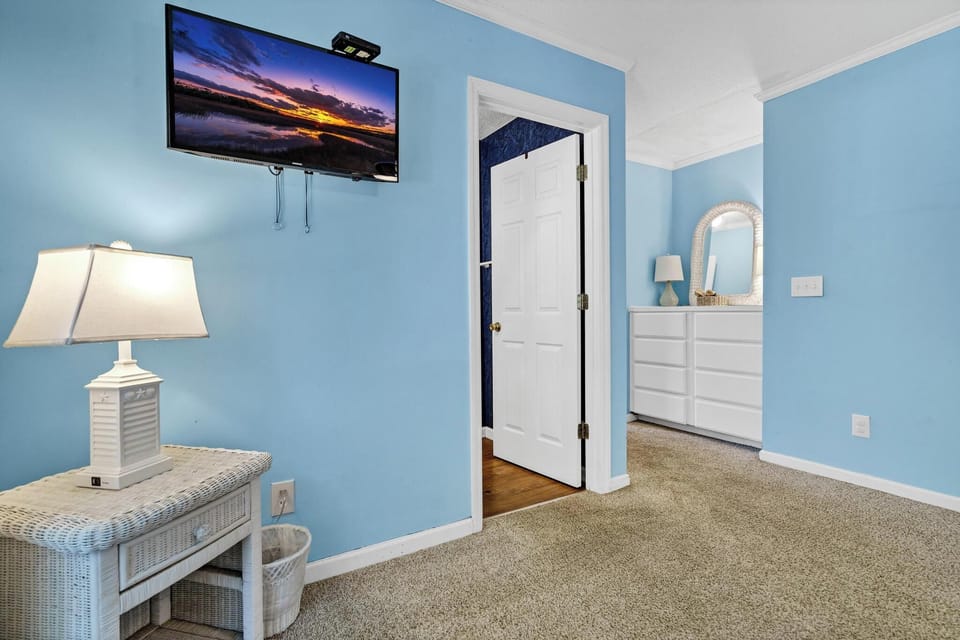 Guest Bedroom 4