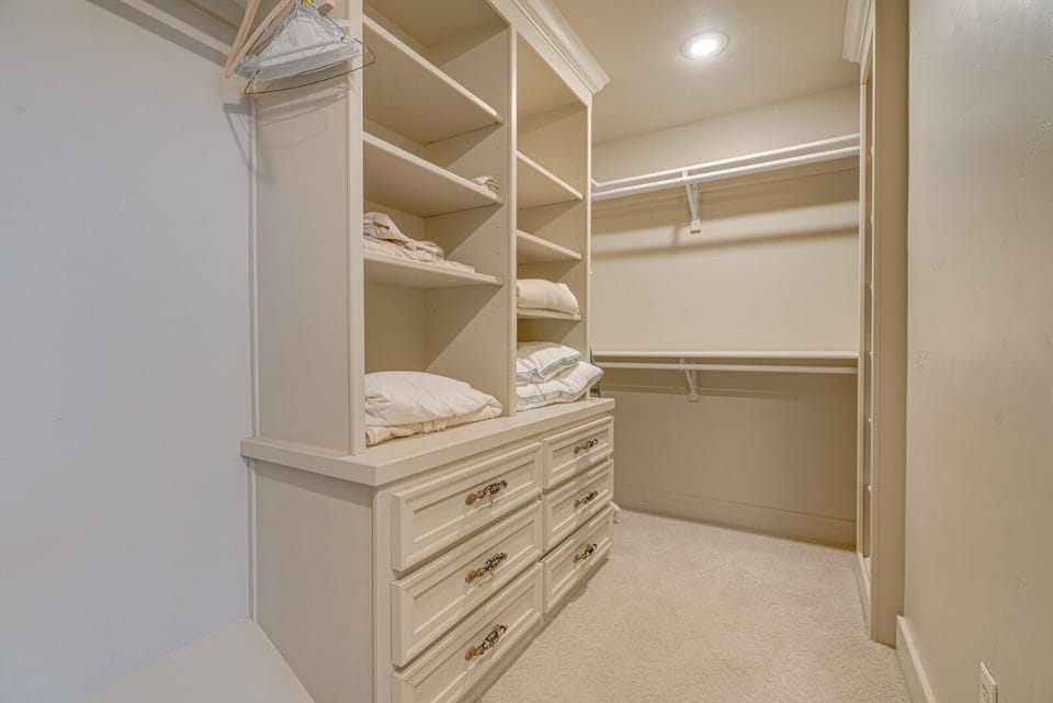Master Walk-In Closet
