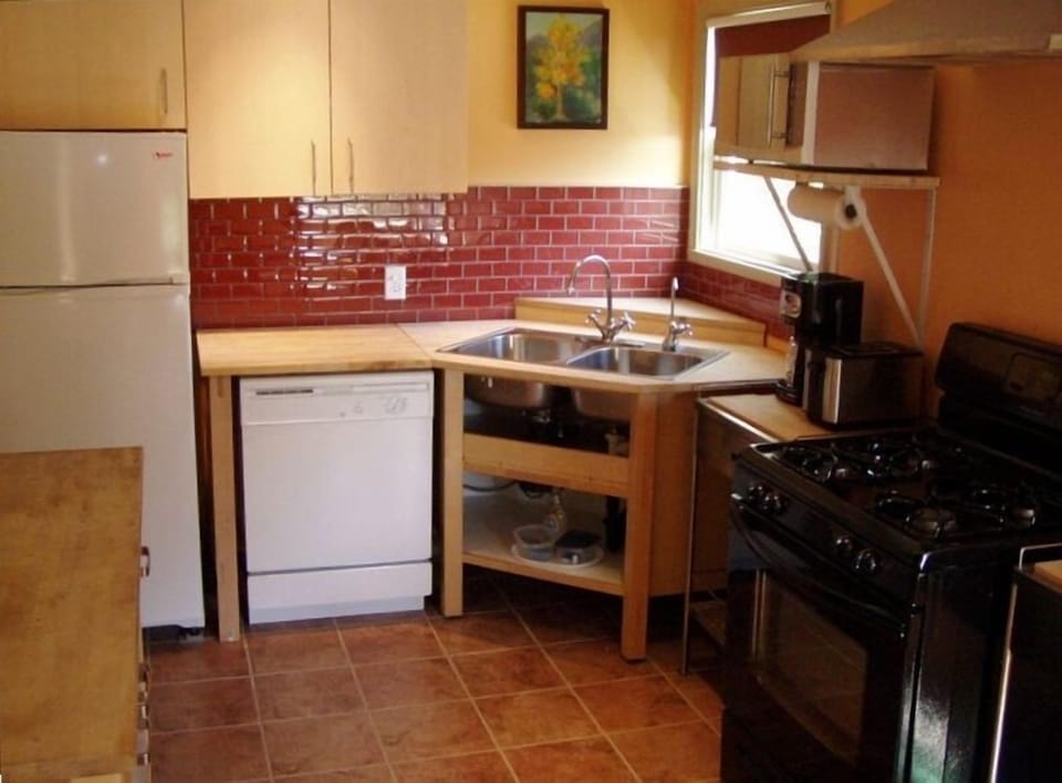 Kitchen area
