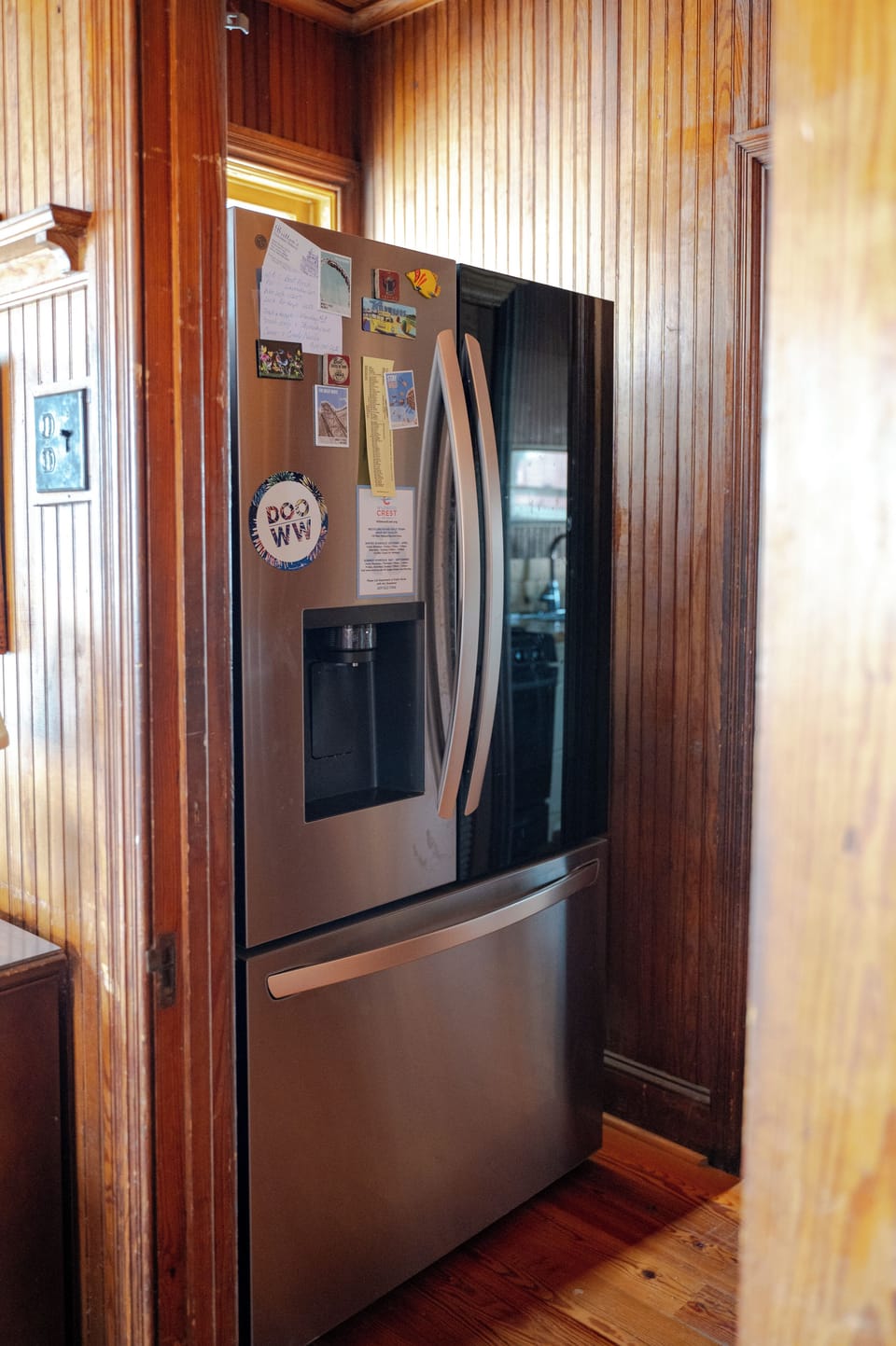 Fridge with large ice maker