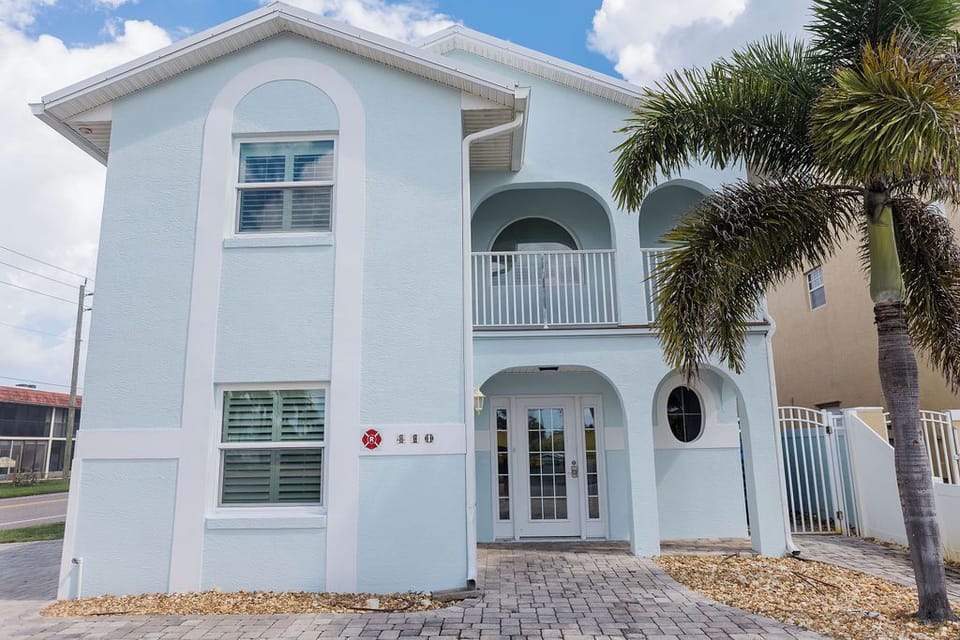 Front of Seahorse Beach House