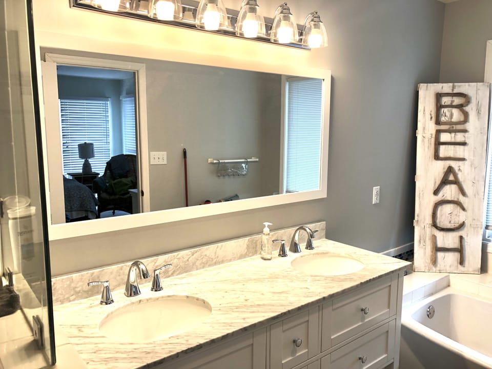 Master bath with soaker tub and separate shower