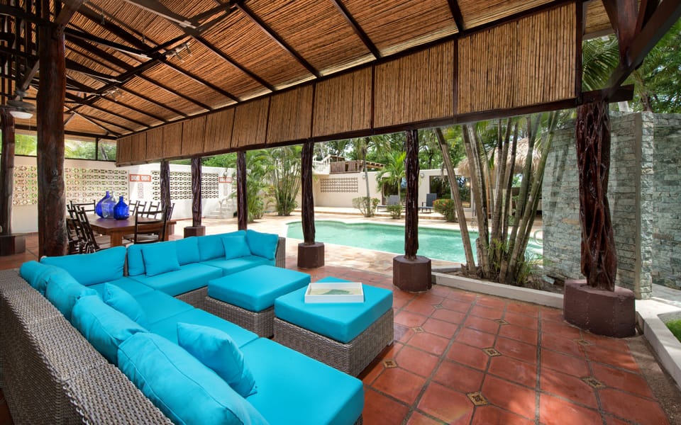 Lounge Area