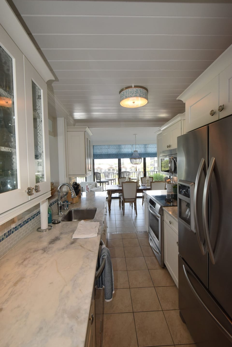 Kitchen fully stocked new appliances