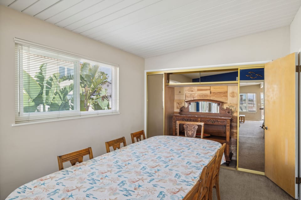 Dining area with seating for eight