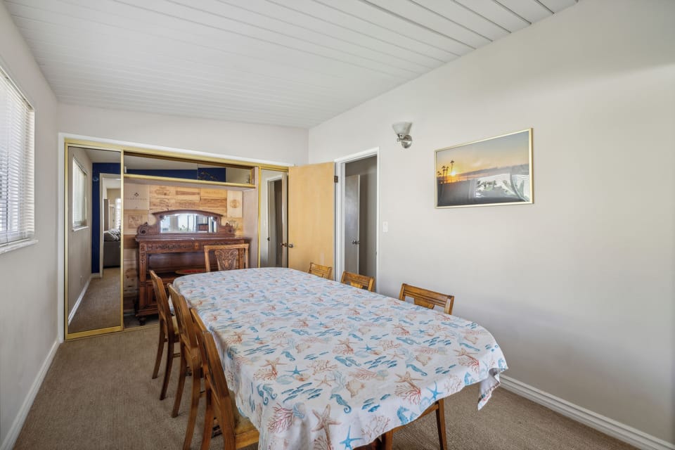 Dining area with seating for eight
