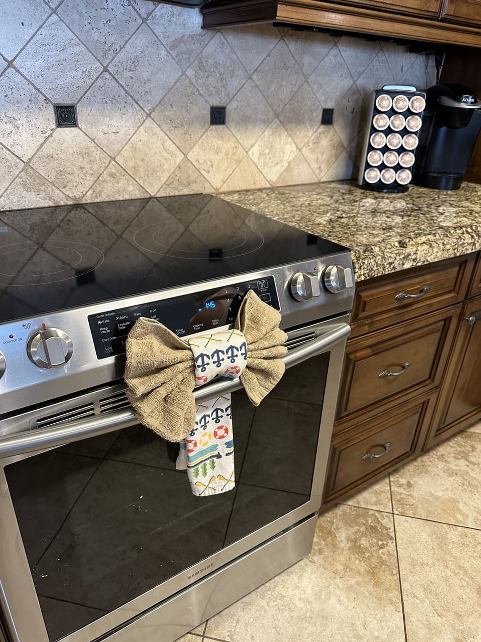 Stove and Oven, Kcups and Keurig provided (coffee pot, blender, too)