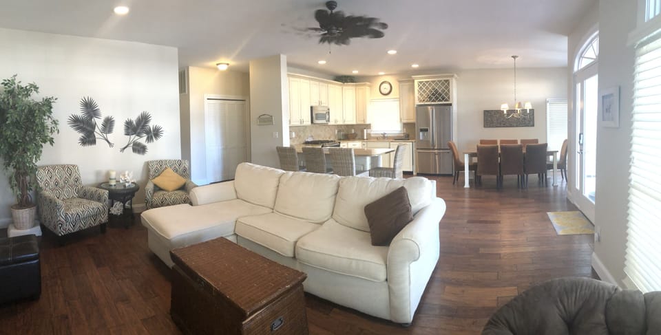 LV/Kitchen/Dining