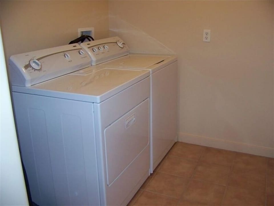 Washer & Dryer in the unit (I know, a very exciting picture ;-)