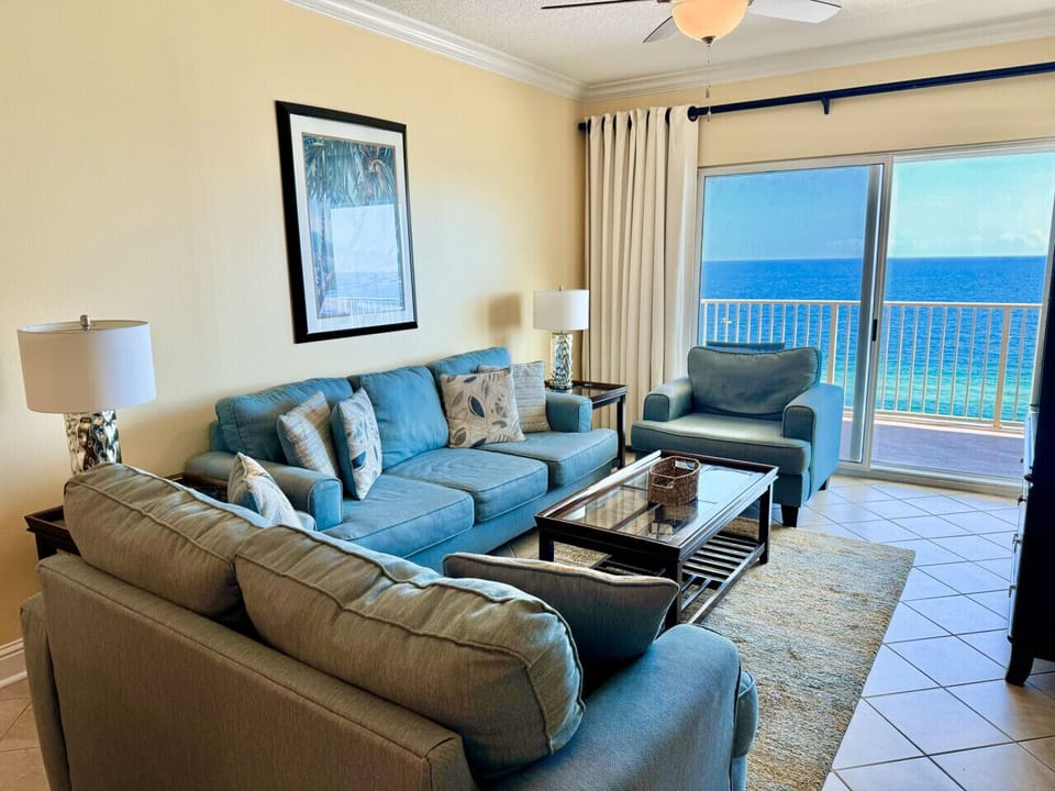Gorgeous views of the ocean right from the living room. Talk about relaxing!