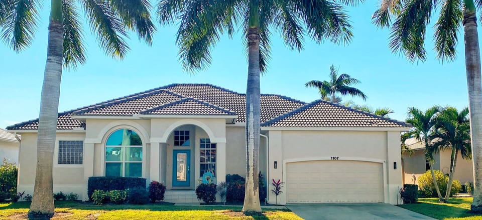Street view of house... you will be proud to show your friends and family!
