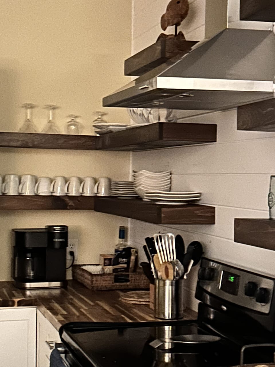 Well stocked gourmet kitchen- just add food ;-)