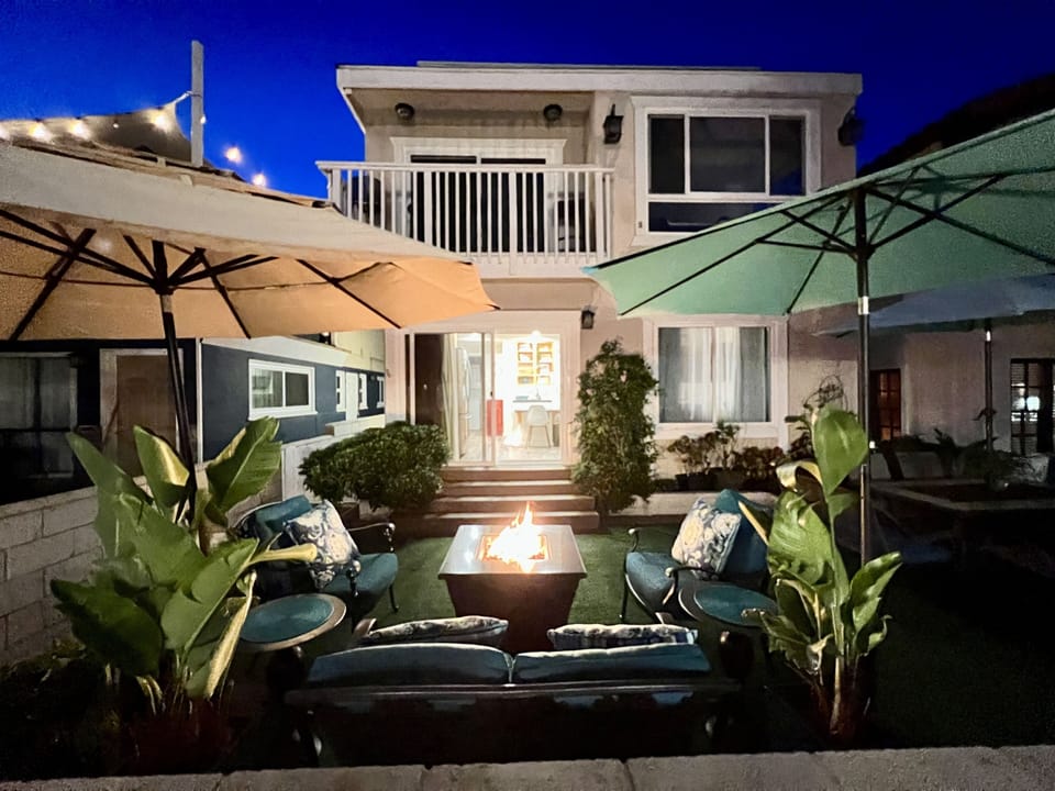 Duplex building; ground-level only + private courtyard