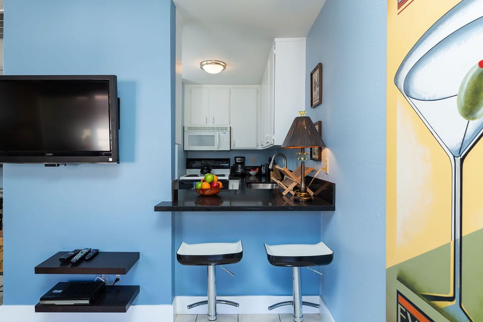 Bar area and kitchen