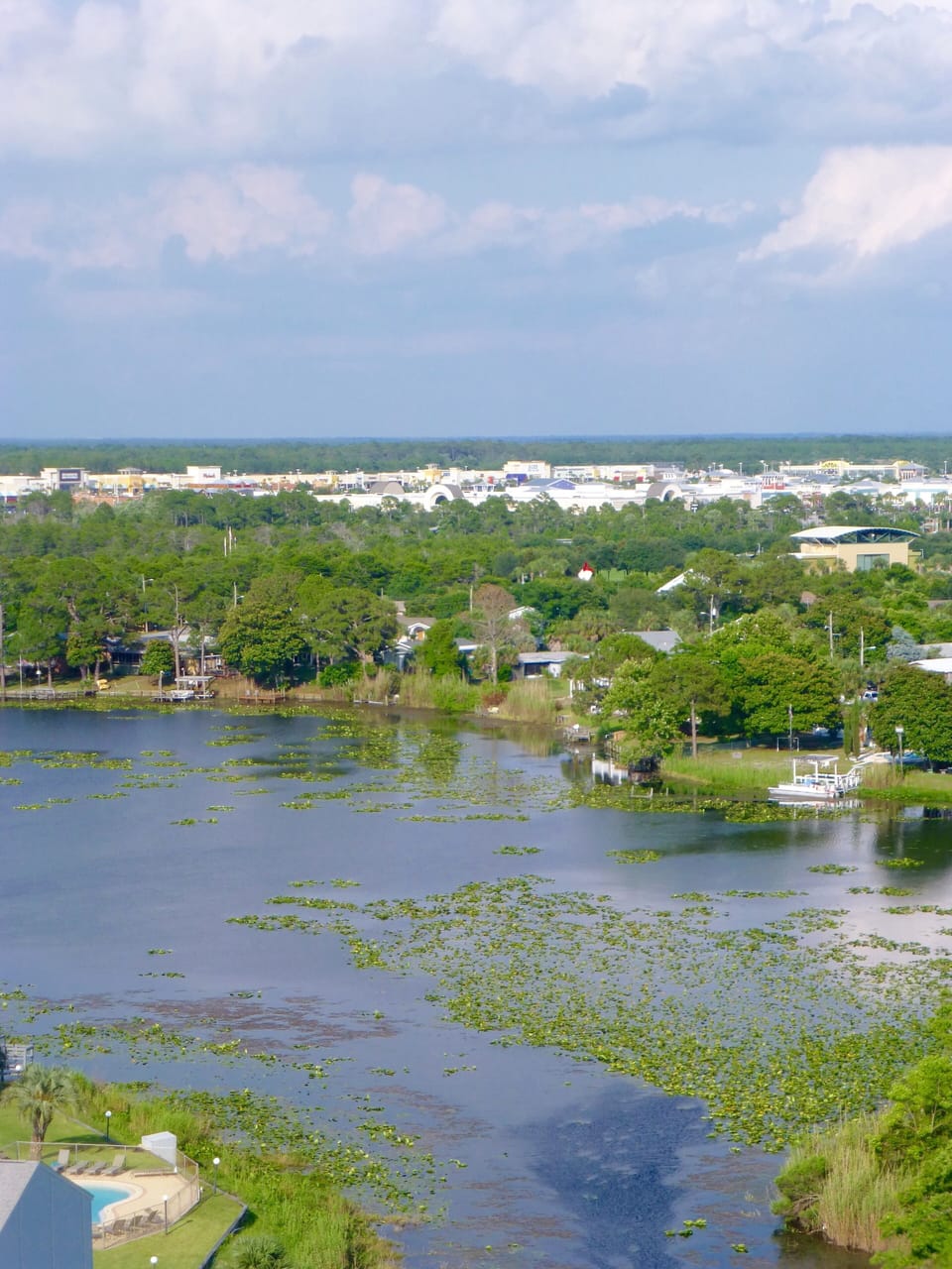 Views of the Lake and Pier Park from the Dining Area as well