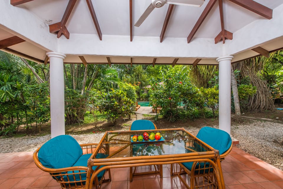 Private dining and outdoor area facing the pool!

