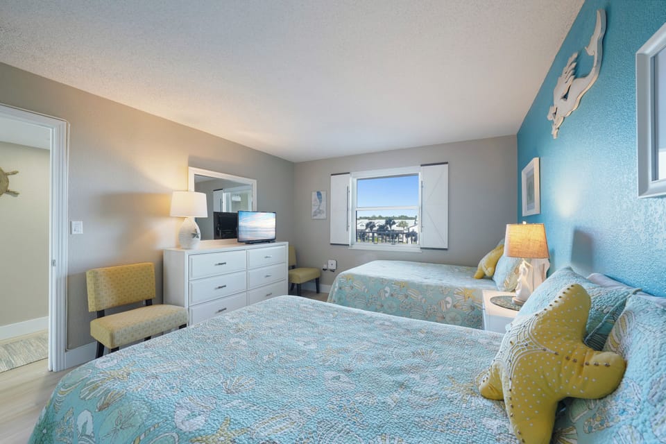 2nd Bedroom