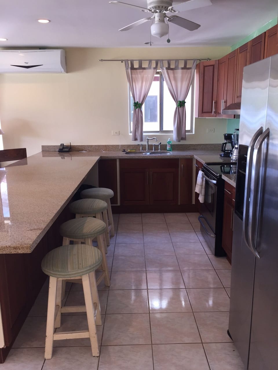 New kitchen with granit counter tops 