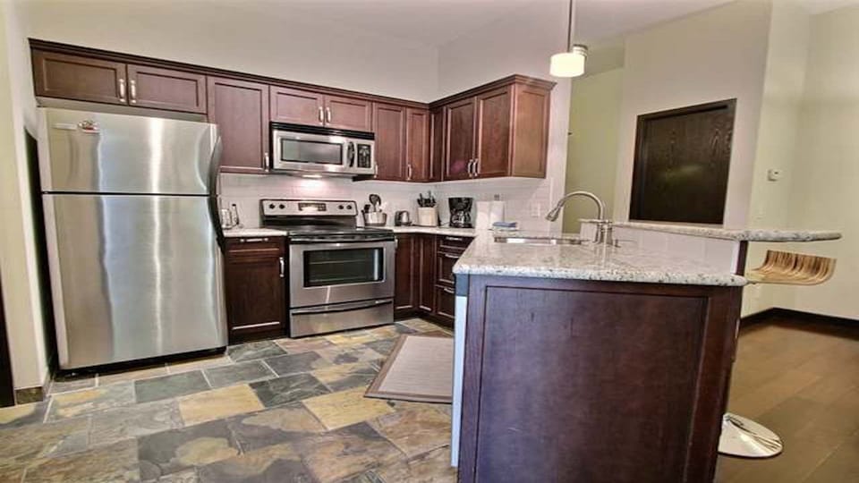 Stainless steel appliances including dishwasher