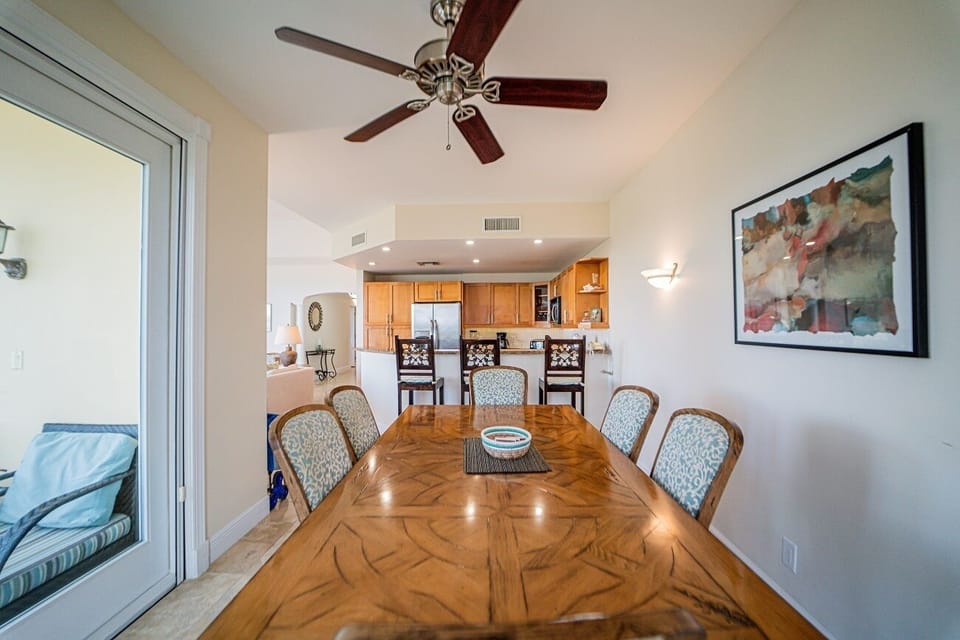 Dining room for 6
