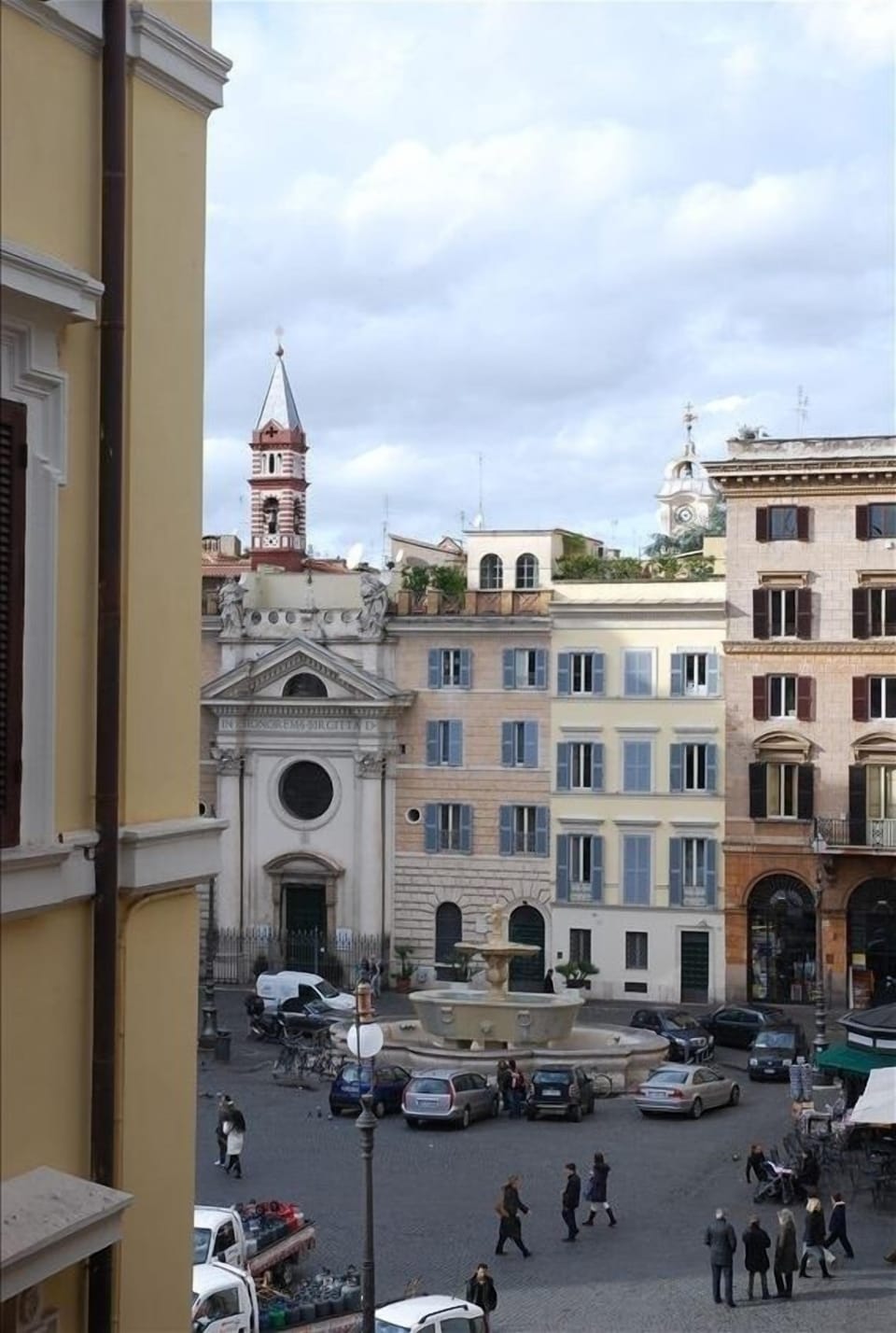 Piazza Farnese and Santa Brigida Church