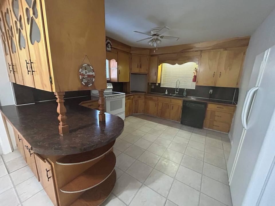 Standard Apartment, Multiple Beds, Non Smoking | Free WiFi, bed sheets