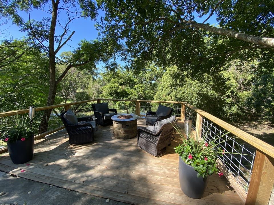 Patio overlooking the river 