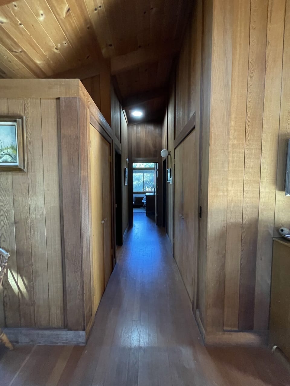 Hall to bedrooms and bathroom