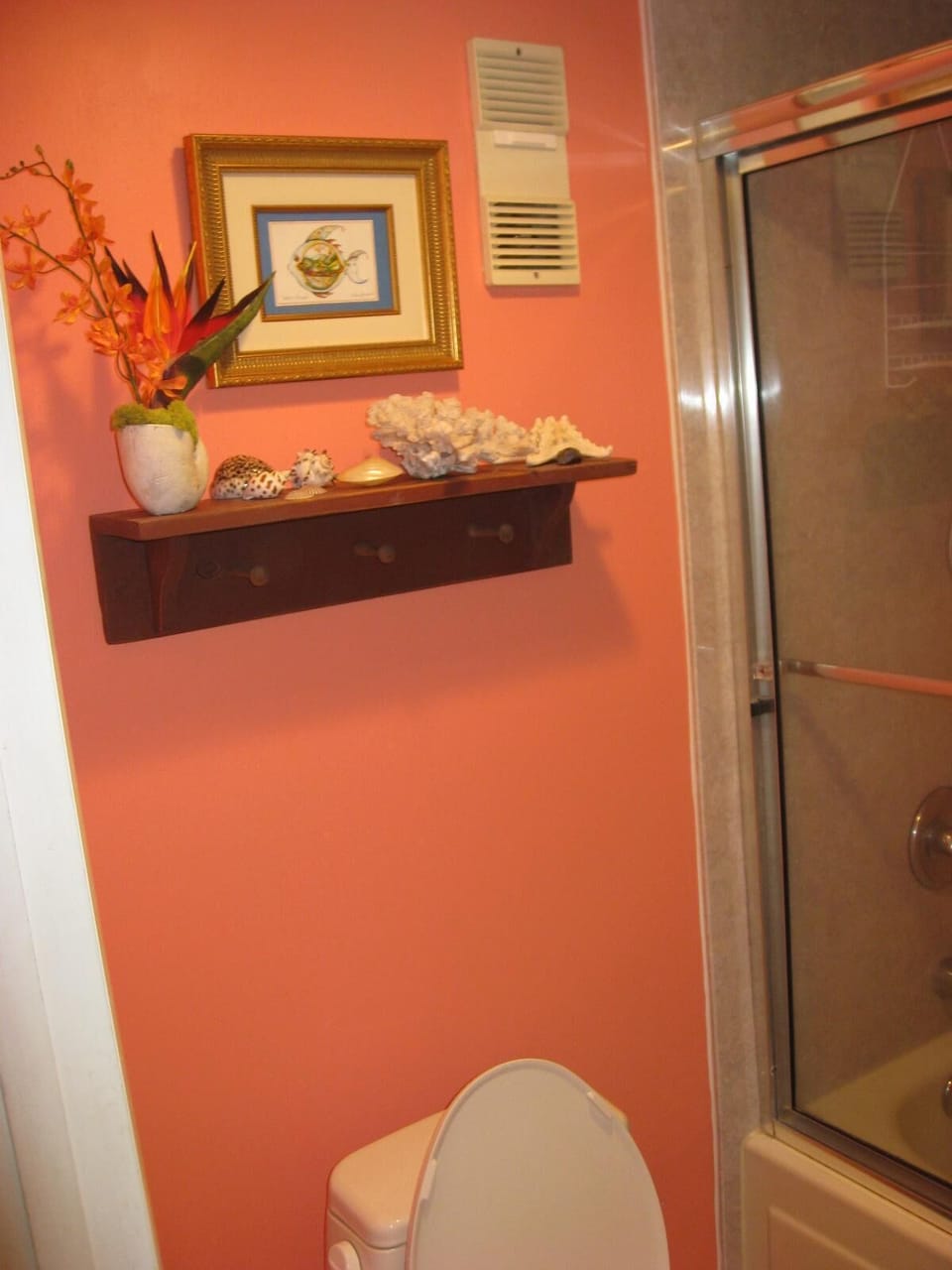 Ocean side bathroom 3