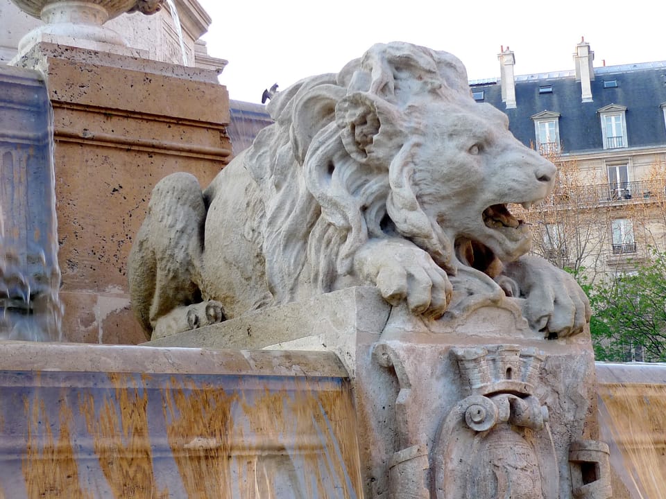 Fontaine St Sulpice Lion