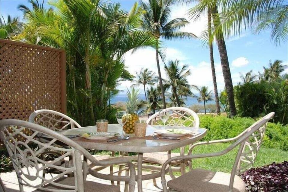 Enjoy the ocean view and a relaxing breakfast on the lanai...