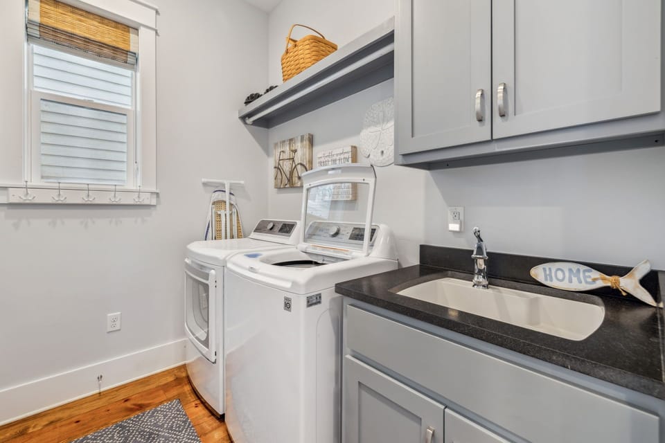 1st Floor - Laundry Room