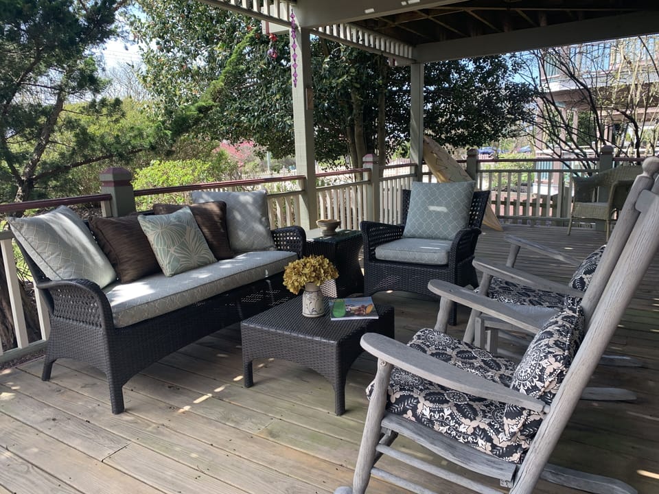 1st floor porch