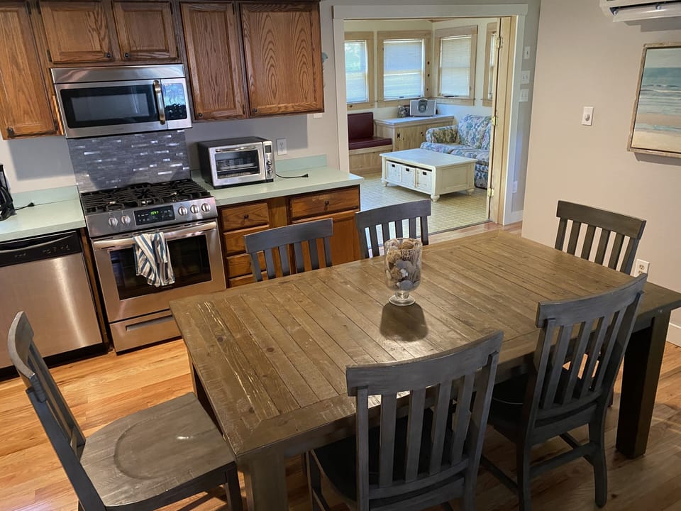 Sunroom off kitchen