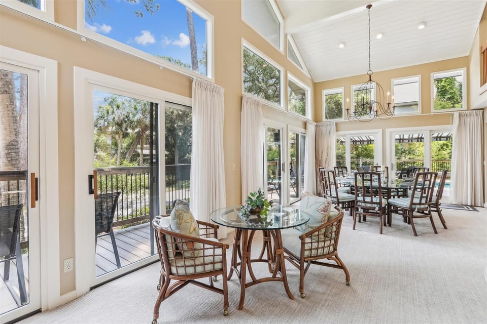 Extra Sitting Area off Living Room at 20 Red Cardinal