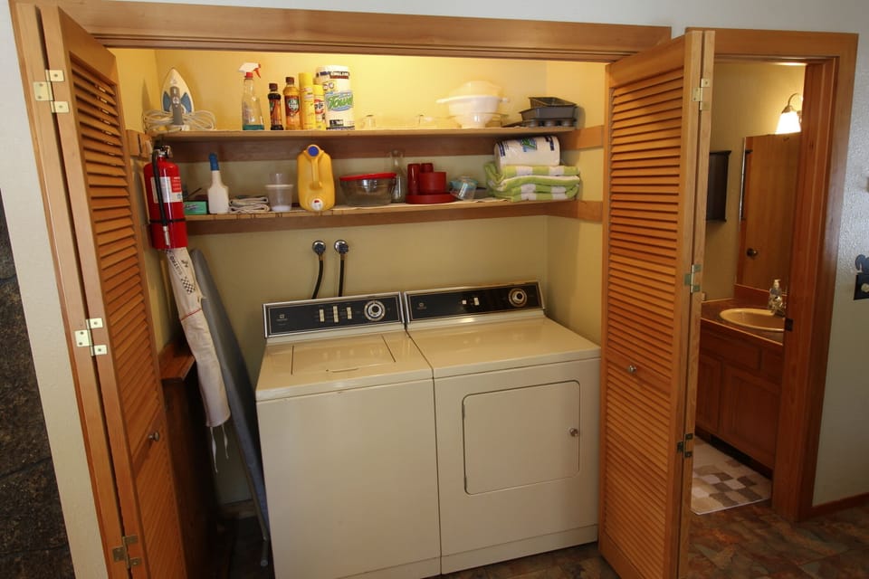 New washer and dryer (not pictured!) with extra kitchen storage